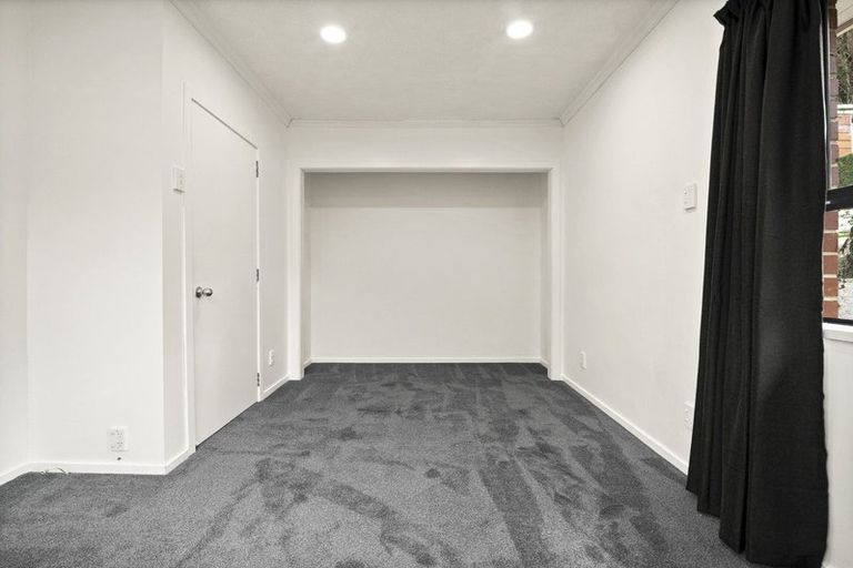 Photo of property in 44 Waldron Crescent, Green Island, Dunedin, 9018