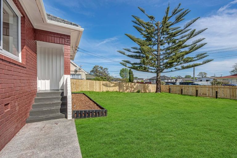 Photo of property in 1/11 George Street, Mangere East, Auckland, 2024
