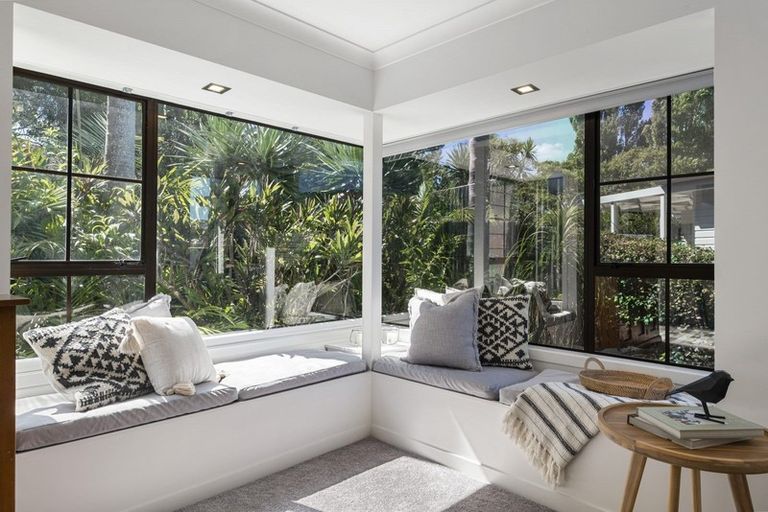 Photo of property in 8 Bellcroft Place, Belmont, Auckland, 0622