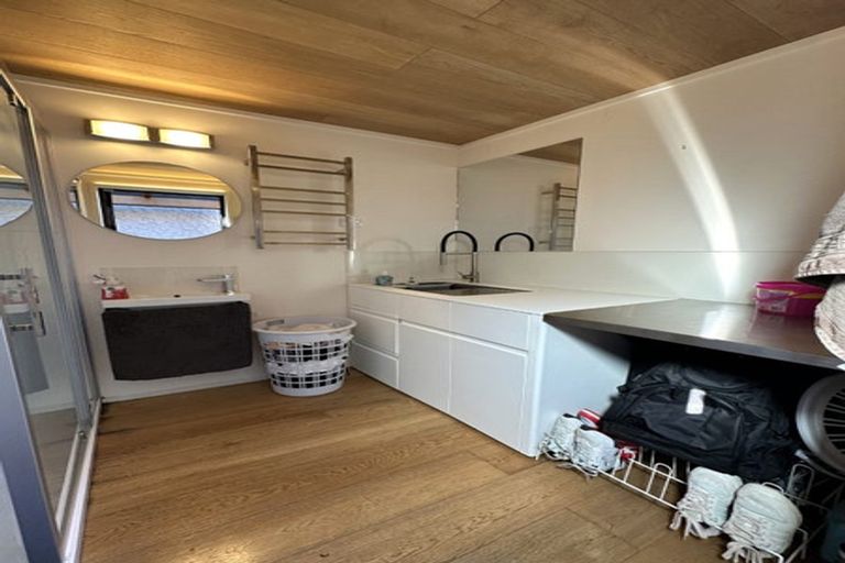 Photo of property in 2/43 Tahunanui Drive, Tahunanui, Nelson, 7011