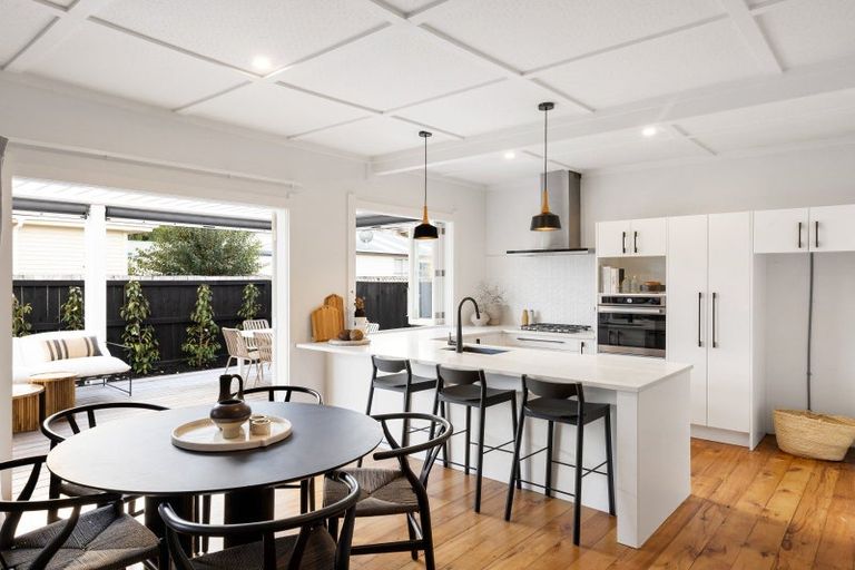 Photo of property in 18 Rata Street, Maeroa, Hamilton, 3200