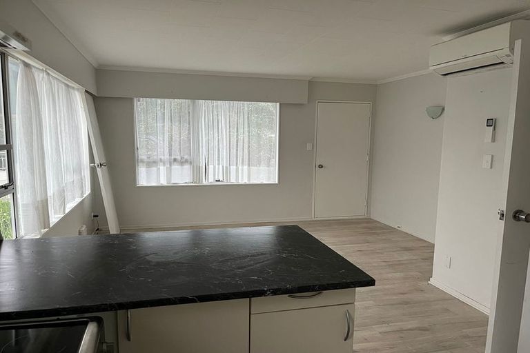 Photo of property in 1/4 Florio Terrace, Tawa, Wellington, 5028