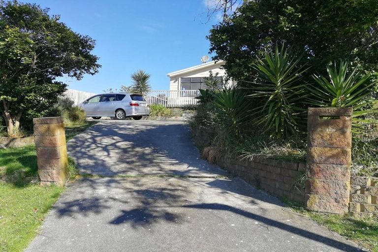 Photo of property in 40 Taurus Crescent, Beach Haven, Auckland, 0626