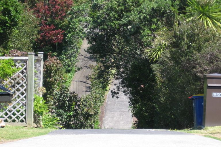 Photo of property in 122 Beach Road, Castor Bay, Auckland, 0620