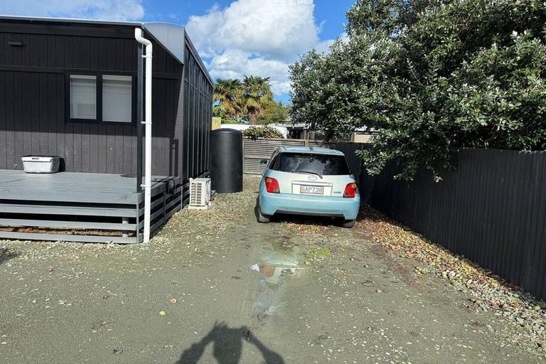 Photo of property in 81 De Lautour Road, Inner Kaiti, Gisborne, 4010