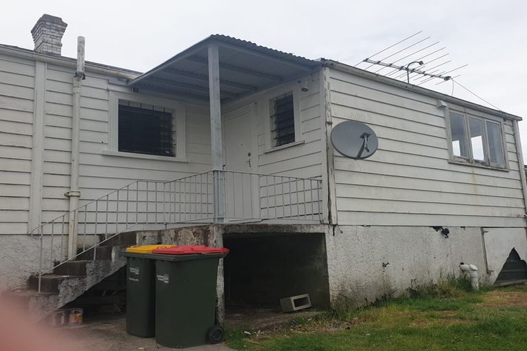 Photo of property in 7 Coles Crescent, Papakura, 2110