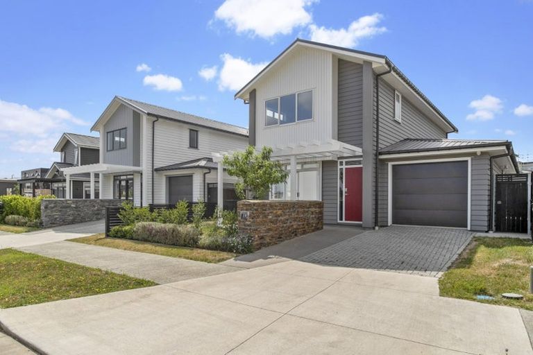 Photo of property in 19 Fort Lincoln Loop, Karaka, Papakura, 2113