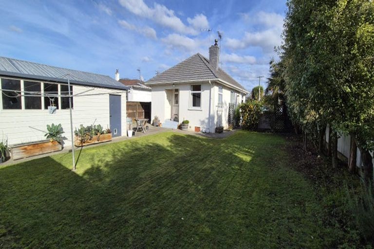 Photo of property in 11 Cubitt Street, Blenheim, 7201
