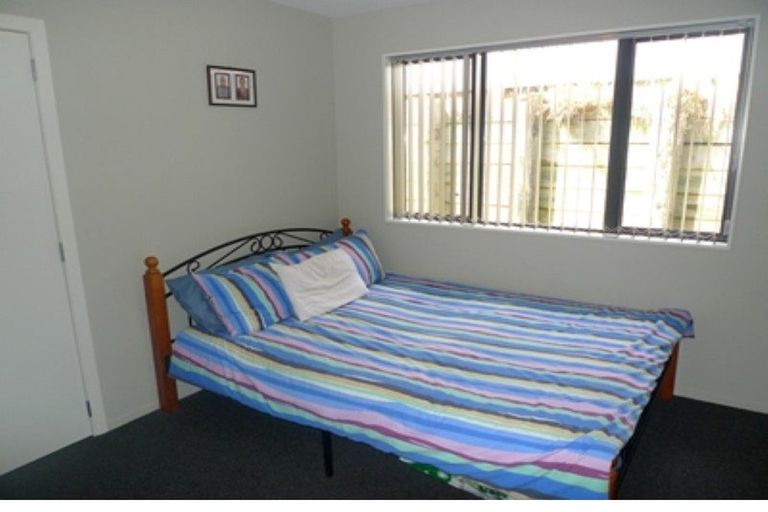 Photo of property in 22 Cedarwood Street, Woodridge, Wellington, 6037