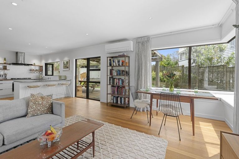 Photo of property in 20 Rawhiti Road, Manly, Whangaparaoa, 0930