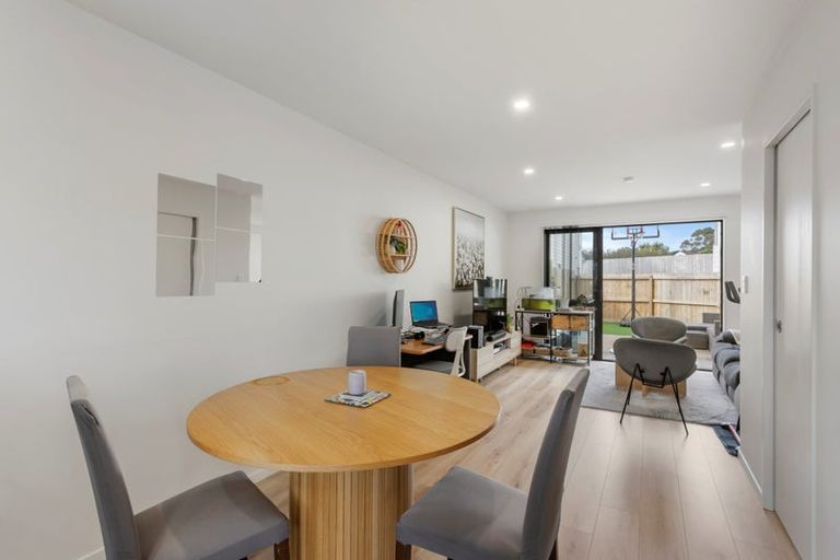 Photo of property in 12c Bowen Street, Manurewa East, Auckland, 2102