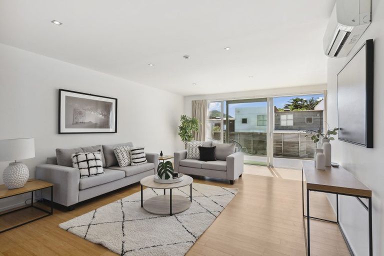 Photo of property in 66 Saddleback Grove, Karori, Wellington, 6012