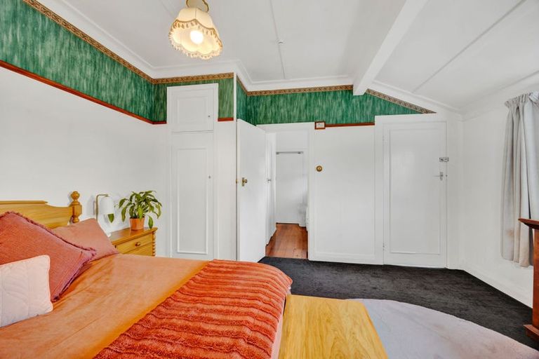 Photo of property in 68 Collins Street, Hawera, 4610