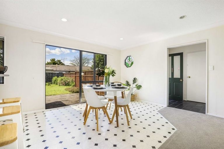 Photo of property in 4 Halcione Close, Flagstaff, Hamilton, 3210