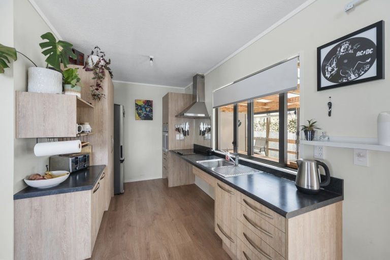 Photo of property in 1033 Sussex Street, Mayfair, Hastings, 4122