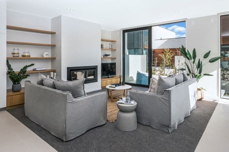 Photo of property in 138e Glandovey Road, Strowan, Christchurch, 8052