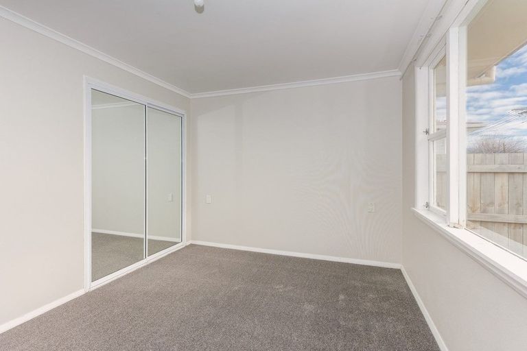 Photo of property in 19 Leeds Street, Milson, Palmerston North, 4414