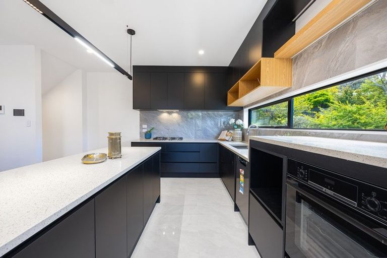 Photo of property in 113b Sunrise Avenue, Murrays Bay, Auckland, 0630