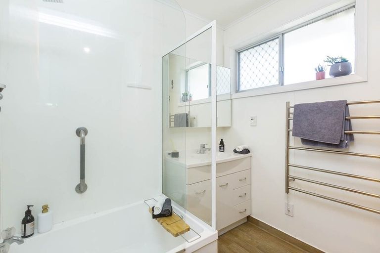 Photo of property in 1/24 Merton Street, Trentham, Upper Hutt, 5018