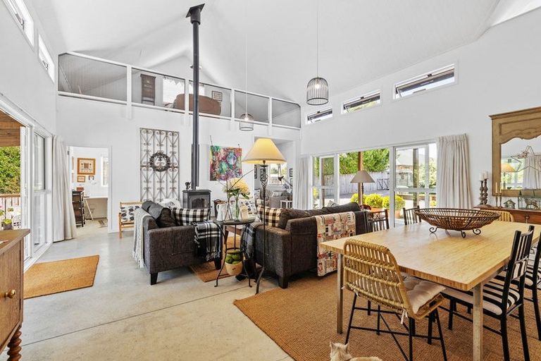 Photo of property in 33 Rexwood Street, Carterton, 5713