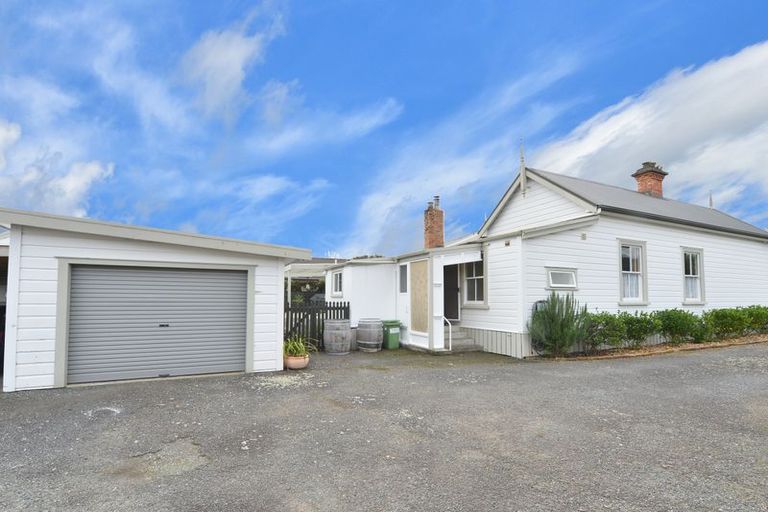 Photo of property in 6 Shortland Street, Regent, Whangarei, 0112