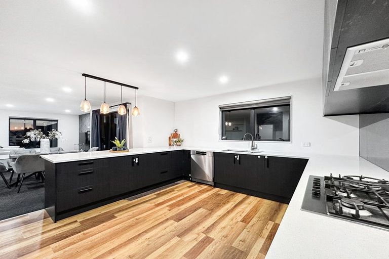 Photo of property in 10 Ensete Road, Wigram, Christchurch, 8025