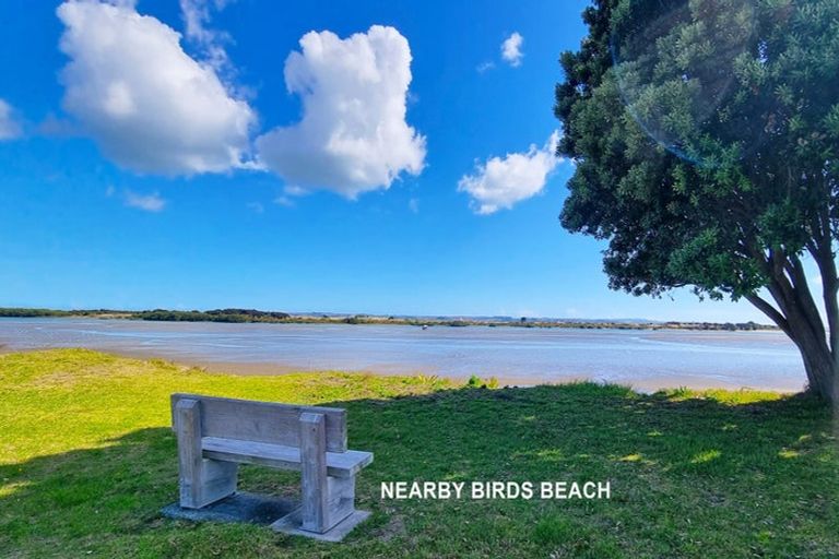 Photo of property in 14 Journeys End, Tapora, 0977