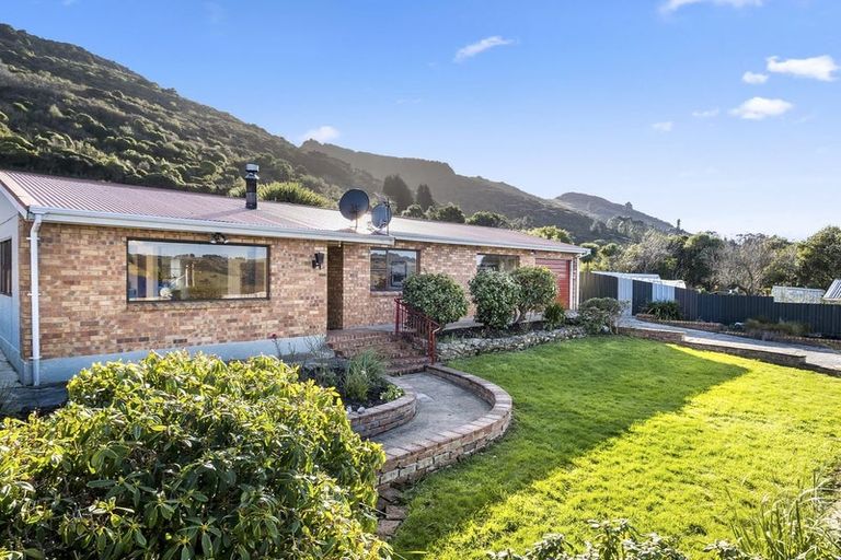 Photo of property in 30 Taupo Street, Ravensbourne, Dunedin, 9022