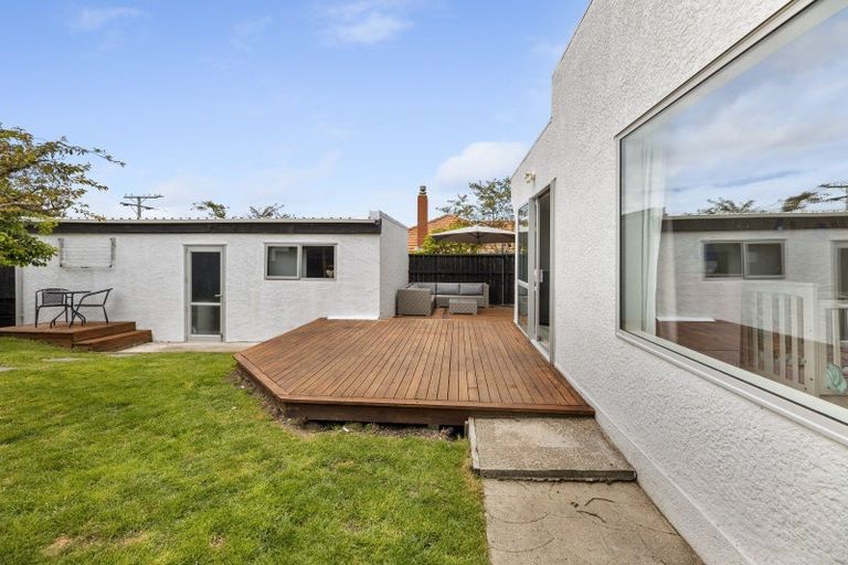 Photo of property in 135 Oakwood Avenue, Balaclava, Dunedin, 9011