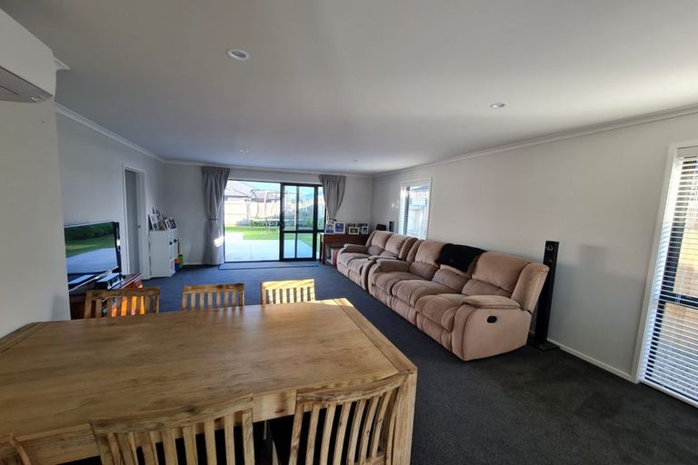Photo of property in 23 Furlong Road, Papamoa, 3118