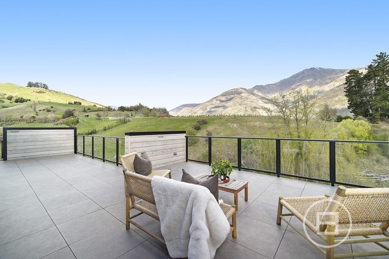 Photo of property in 15 Lorne Street, Lake Hayes, Queenstown, 9304