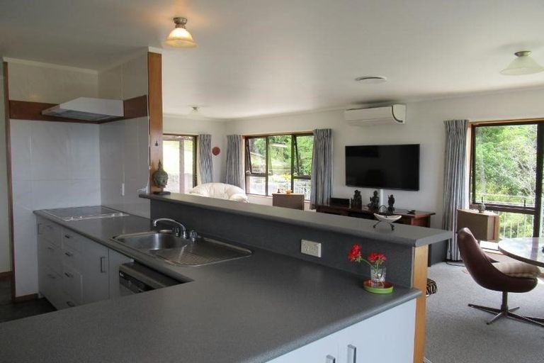 Photo of property in 15 Old Parua Bay Road, Parahaki, Whangarei, 0112