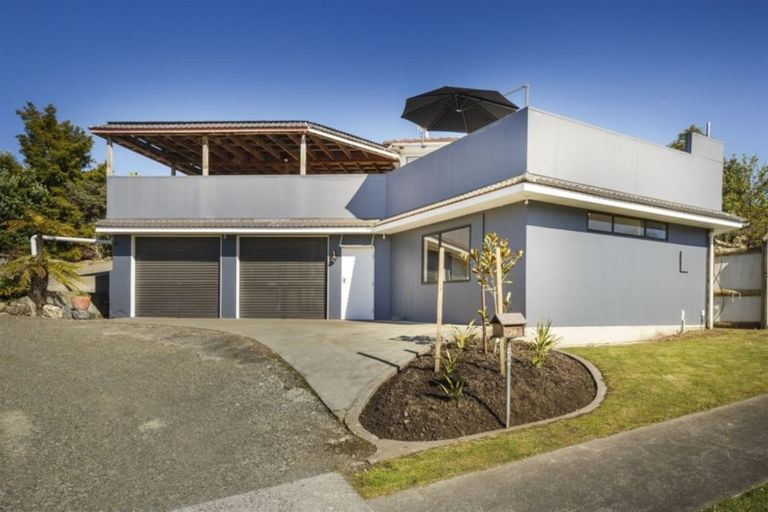 Photo of property in 28 Heatherlea Heights, Feilding, 4702