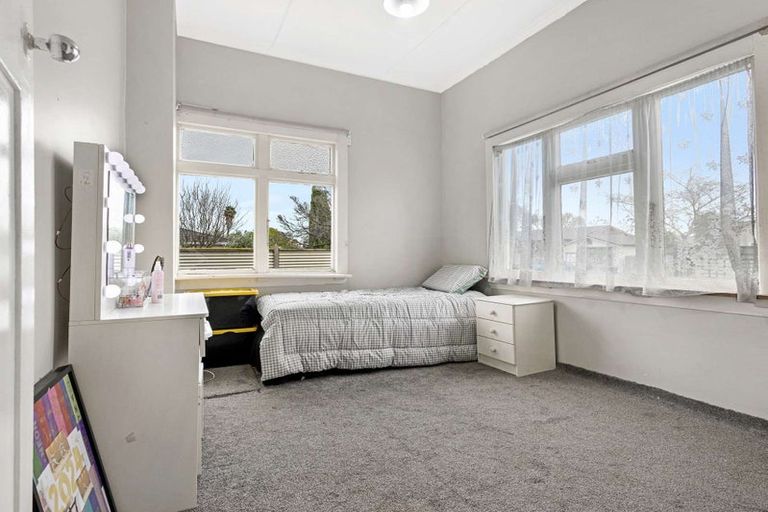 Photo of property in 905 Queen Street East, Parkvale, Hastings, 4122