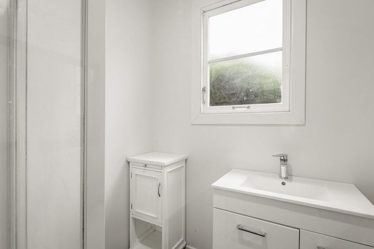 Photo of property in 9 Mortimer Terrace, Aro Valley, Wellington, 6021