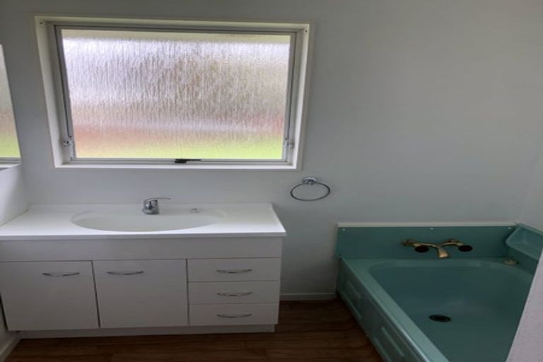 Photo of property in 3 Riccarton Place, Dinsdale, Hamilton, 3204