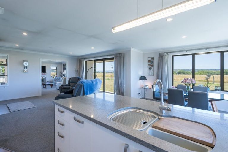 Photo of property in 38 Clover Road West, Hope, Brightwater, 7091