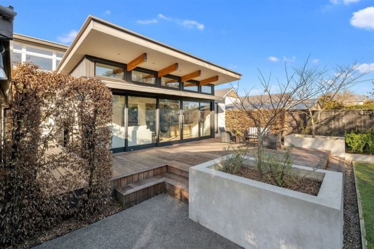 Photo of property in 3 Brenchley Avenue, Strowan, Christchurch, 8052