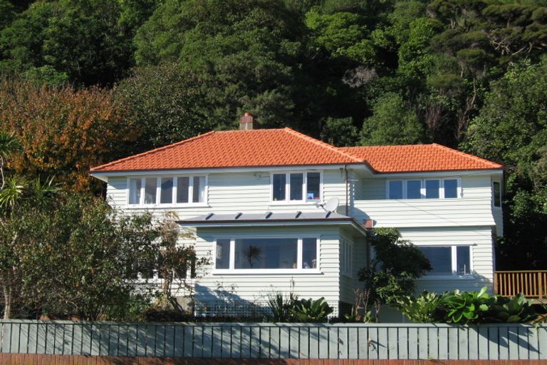 Photo of property in 325b Muritai Road, Eastbourne, Lower Hutt, 5013