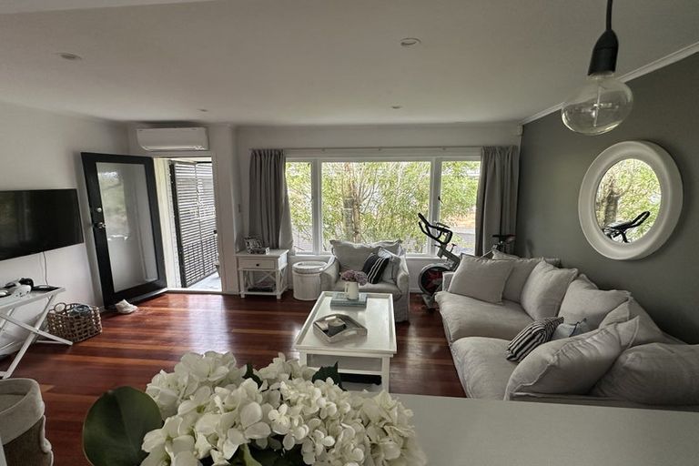 Photo of property in 3/15a Anzac Street, Takapuna, Auckland, 0622