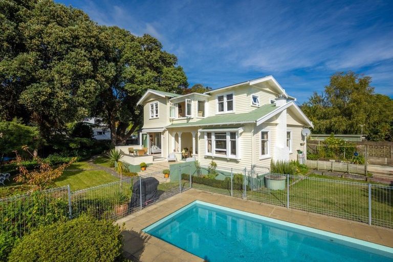 Photo of property in 148 Tasman Street, Nelson, 7010