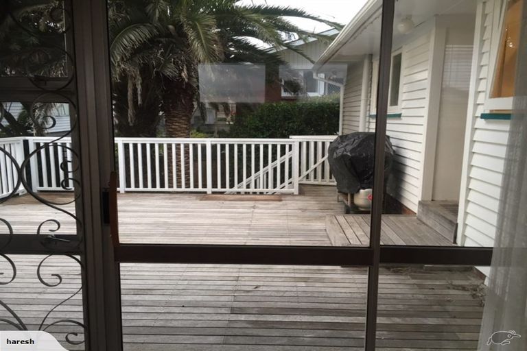 Photo of property in 29 Andrew Road, Howick, Auckland, 2010