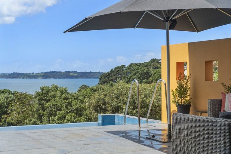 Photo of property in 36a Glenelg Road, Red Beach, 0932