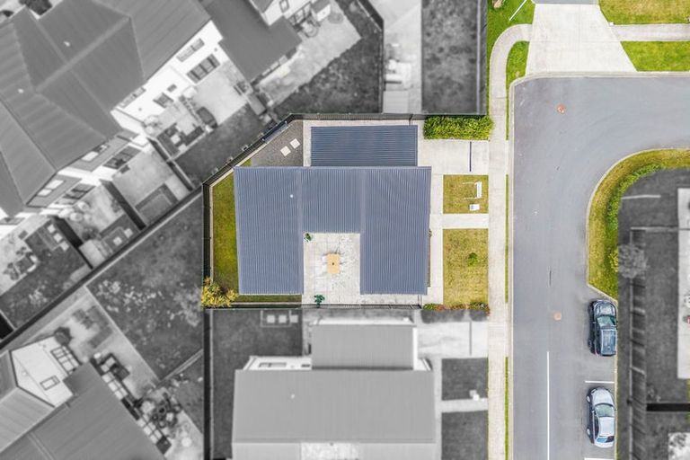 Photo of property in 18 Aston Crescent, Wallaceville, Upper Hutt, 5018