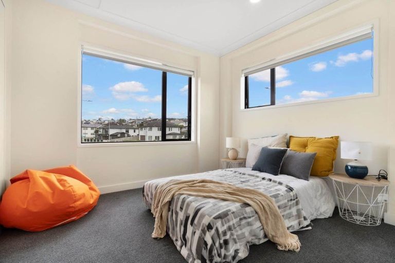 Photo of property in 44e Westgate Drive, Westgate, Auckland, 0614