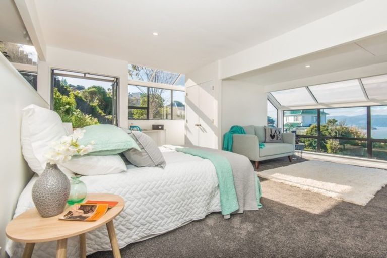 Photo of property in 33 Homebush Road, Khandallah, Wellington, 6035