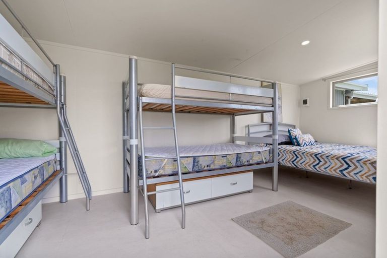 Photo of property in 13 Taiwa Road, Oakura, Hikurangi, 0184