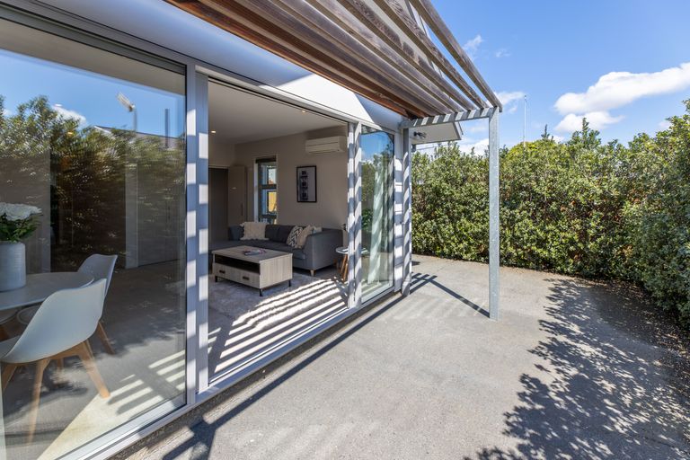 Photo of property in 11h Clarence Street South, Addington, Christchurch, 8024