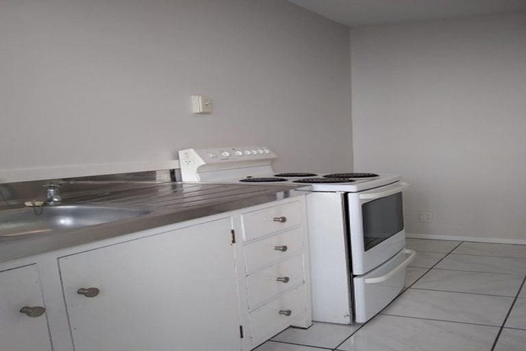 Photo of property in 1/463 Durham Street North, St Albans, Christchurch, 8014