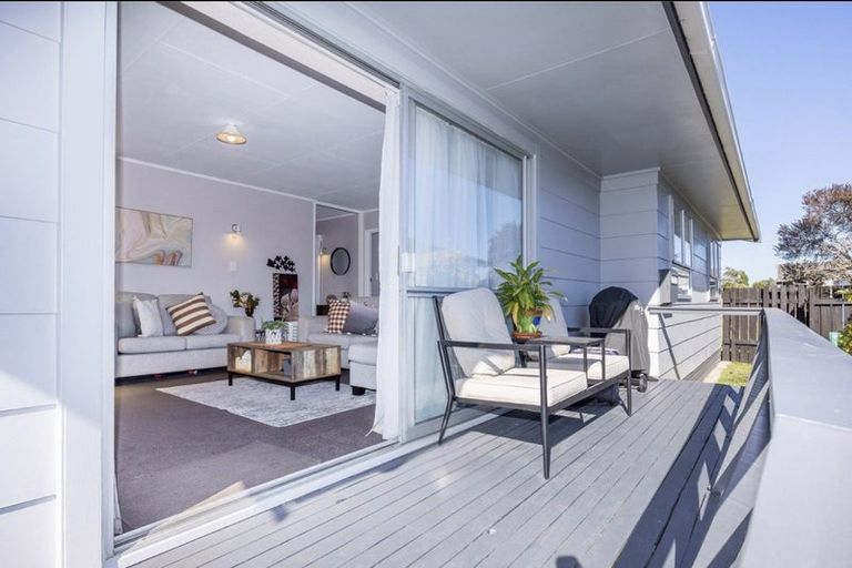 Photo of property in 59 Hyde Avenue, Nawton, Hamilton, 3200